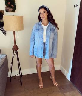 Aly Raisman feet photo thumbnail