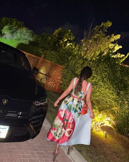 Haifa Wehbe feet photo thumbnail