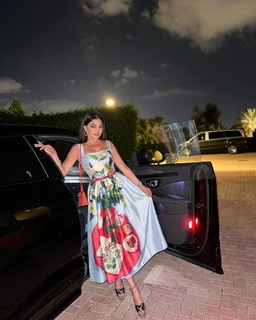 Haifa Wehbe feet photo thumbnail