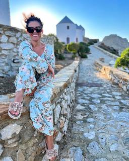 Katarzyna Cichopek feet photo thumbnail