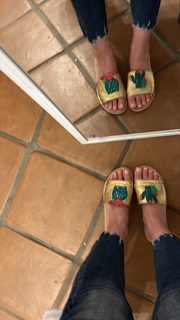 Thalía feet photo thumbnail