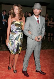 Daisy Fuentes feet photo thumbnail