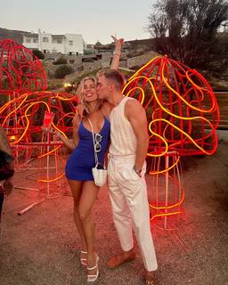 Kristin Cavallari feet photo thumbnail