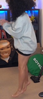 Cinnabrit feet photo 2