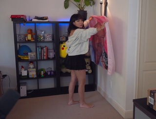 Cinnabrit feet photo 3