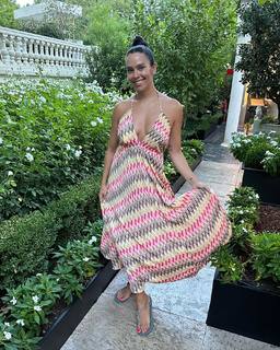Cristina Pedroche feet photo thumbnail