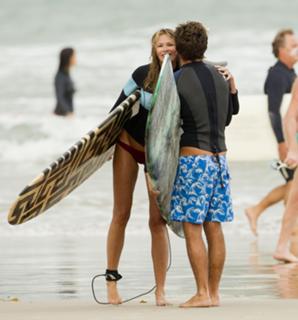 Elle Macpherson feet photo thumbnail
