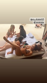 Francia Raisa feet photo thumbnail