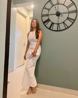 Anushka Sen feet photo thumbnail