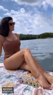Katarzyna Cichopek feet photo thumbnail