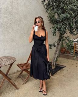 Kara Del Toro feet photo thumbnail