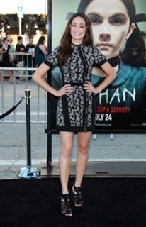 Emmy Rossum feet photo thumbnail