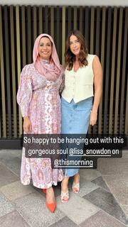 Lisa Snowdon feet photo thumbnail