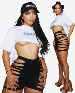 Chloe Bailey feet photo thumbnail