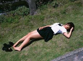Ai Shinozaki feet photo thumbnail