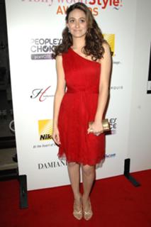 Emmy Rossum feet photo thumbnail