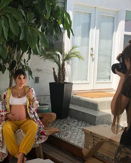 Daniella Monet feet photo thumbnail