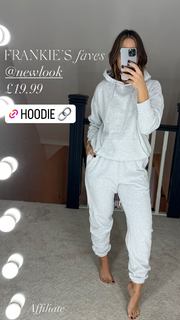 Frankie Bridge feet photo thumbnail