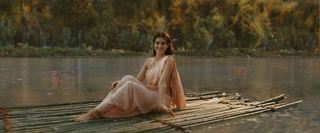 Kriti Sanon feet photo thumbnail