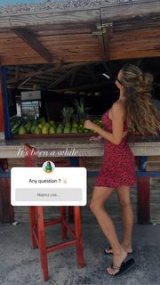 Anna Lewandowska feet photo thumbnail
