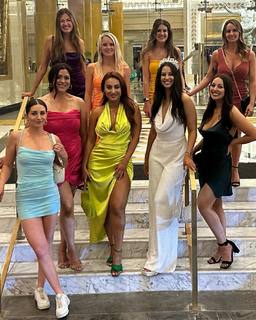 Francia Raisa feet photo thumbnail