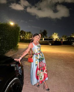 Haifa Wehbe feet photo thumbnail