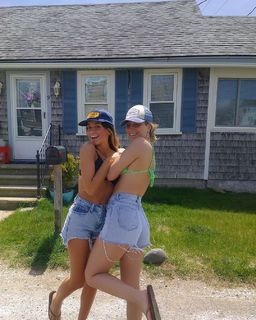 Sadie Mckenna feet photo 1