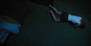 Alice Eve feet photo thumbnail