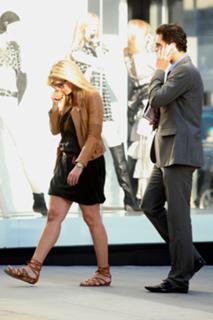 Natasha Henstridge feet photo thumbnail
