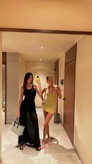 Hailey Bieber feet photo thumbnail