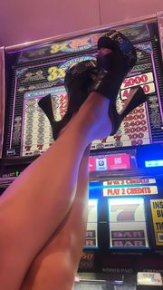 Josie Marie Canseco feet photo thumbnail