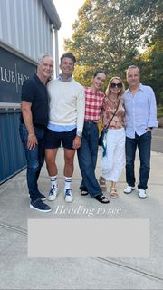 Naomi Watts feet photo thumbnail