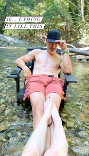 LeAnn Rimes feet photo thumbnail