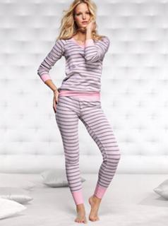 Erin Heatherton feet photo thumbnail