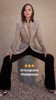 Christina Ricci feet photo 3