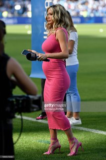 Diletta Leotta feet photo thumbnail