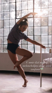 Edyta Herbus feet photo thumbnail