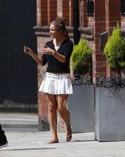 Helen Flanagan feet photo thumbnail