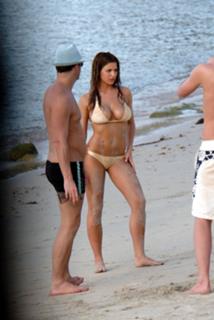 Gemma Atkinson feet photo thumbnail