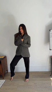 Victoria Justice feet photo thumbnail