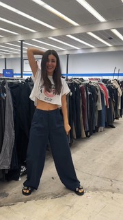 Victoria Justice feet photo thumbnail