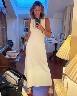 Federica Fontana feet photo thumbnail