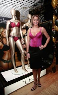 Gemma Atkinson feet photo thumbnail