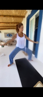 Veronica Maya feet photo thumbnail