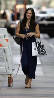 Katharine McPhee feet photo thumbnail