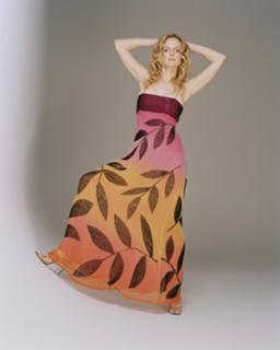 Heather Graham feet photo thumbnail