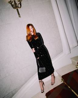 Marina Ruy Barbosa feet photo thumbnail
