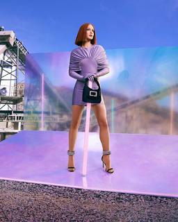 Marina Ruy Barbosa feet photo thumbnail