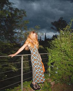 Marina Ruy Barbosa feet photo thumbnail