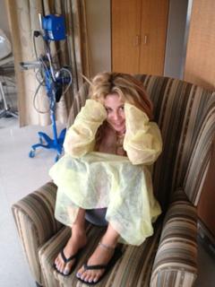 Tara Lipinski feet photo thumbnail